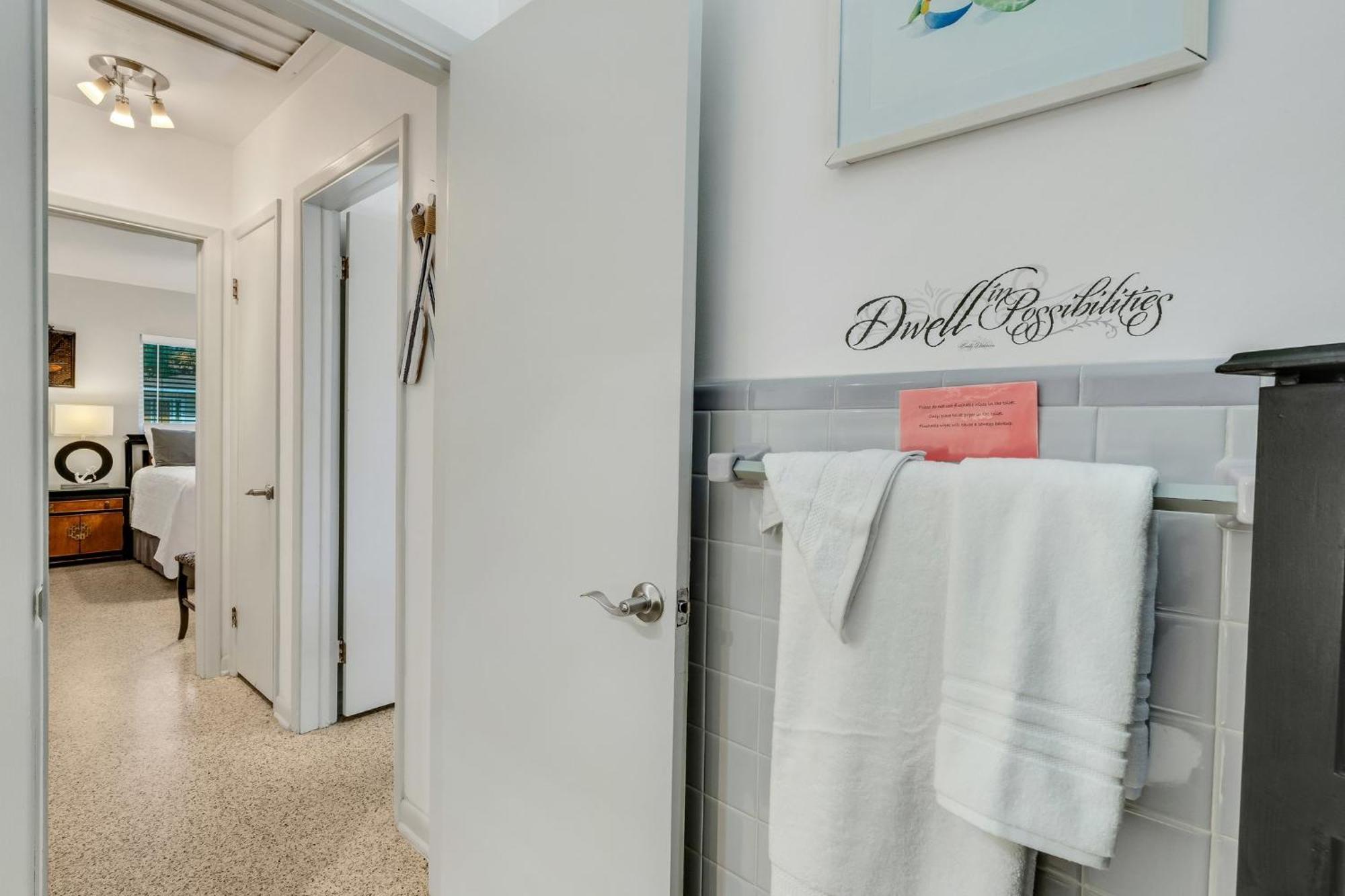Paradise Corner - Monthly Beach Vacation Rental! Клиъруотър Бийч Екстериор снимка